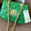 Tory Burch Willa Mini Top Handle Bag พร้อมส่งที่ไทย ใบจริงคือสวยสุดดไปเลยค่าา! กระเป๋าสะพายข้างหรือหิ้วก็เก๋ไปอีกเลยค่ะ! หนังแท้อย่างดี ลายนวมนิ่มมือดีมากค่ะ ด้านหน้ามีอะไหล่โลโก้แบรนด์ เปิดปิดกระเป๋าแบบกระดุมแม่เหล็ก ภายในสามารถใส่กระเป๋าเงินใบกลางได้;มื