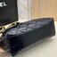 CHANEL HOBO BAG Shiny Leather & Gold-Tone Metal 26cm กระเป๋าทรงโฮโบ ดีไซส์สวยเรียบหรู เกรดออริ สลับแท้ 1:1 ใช้งานต่างประเทศได้