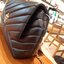 TORY BURCH KIRA CHEVRON SMALL CONVERTIBLE SHOULDER BAG เดอะเบสท์ของปี ขายดีที่สุด ต้องยกให้เลยกับใบนี้ กระเป๋าสะพายข้าง ดีไซน์คลาสสิค เรียบหรู วัสดุหนังแกะ นิ่มและเบา สะพายได้ทั้งวัน