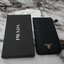 PRADA LONG WALLET รุ่นขายดีเว่อร์วัง♡♡ สำหรับคนชอบใส่บัตรเยอะ แนะนำรุ่นนี้ งานพรีเมี่ยมกิ้ฟท์จากเค้าเตอร์ต่างประเทศ กลับมาอีกครั้งค่า กระเป๋าสตางค์ทรงสวย สะดุดตา หนังสัมผัส Saffiano จากแบรนด์ PRADA มีช่องใส่นามบัตรมากถึง 16 ช่อง