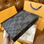 พร้อมส่ง 15 แบบ LV Pochette Voyage MM / LV Clutch กระเป๋าถือทรงคลัช ทรงพอช เกรดออริ สลับแท้ 1:1 ใช้ต่างประเทศได้ ใช้ได้ทั้งชายหญิง