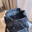 PRADA NYLON BACKPACK กระเป๋าสะพายเป้ วัสดุทำจาก ผ้าNylon คุณภาพดี สามารถกันน้ำได้ในระดับนึง เปิดปิดด้วยกระดุม จุของได้เยอะ สายสะพาย สามารถปรับได้ฟรีด้านหน้ามีช่อง ใส่ของได้ ด้านในมีช่องแบ่งหลายช่อง ใส่เอกสารA4 Ipad ได้ น้ำหนักเบา ใช้ได้ทั้งผู้ชายและผู้หญิ