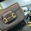 GUCCI HORSEBIT 1955 MINI BAG กระเป๋าสะพาย crossbody รุ่นฮิต สุดหรูหรา คลาสสิค จุของสำคัญได้เยอะ มาพร้อมสายสะพายยาว 2 เส้น สามารถ ปรับระดับได้ ถอดออกได้ รุ่นนี้ใช้งานดีมาก บอกต่อกันถึงที่สุด ใช้ได้ทุกโอกาส เป็นอีกรุ่นที่โดดเด่นมากๆ