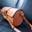 M.C.M SMALL TRACY CROSSBODY IN VISETOS สาวรออยู่!! ไอเท็ม must have เรียบหรู คงเอกลักษณ์ของคอลเลคชั่นเทรซี่ ที่ให้ความเป็นผู้ดีในตัว กระเป๋าสะพายข้างทรงกระบอก ขนาดกำลังสวย วัสดุหนังแคนวาสคุณภาพดีสลับหนังแท้ สวยงาม เปิด-ปิดด้วยตัวกดล็อค ภายในโล่ง ใส่ของได้