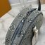 LV Boite Chapeau Denim Monogram / LV Round Denim Bag กระเป๋าทรงกลมเดนิมสไตล์วินเทจ โดดเด่นด้วยรูปทรงอันเป็นเอกลักษณ์และรายละเอียดแบบคลาสสิก ปั้มนูนโลโก้ลายโมโนแกรม เดนิมสีซีดสวยคลาสสิกสุดไอคอนิก