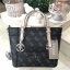 Don’t Miss! GUESS DELANEY MINI CROSS BODY BAG กระเป๋าถือหรือสะพายรุ่นที่ฮิตและขายดีที่สุดจาก GUESS FACTORY หนัง Saffiano ลาย GUESS Signature สวยอยู่ทรง ขนาดกำลังดี น้ำหนักเบา ด้านหน้าประดับโลโก้พร้อมพวงกุญแจโลโก้แบรนด์ห้อยที่หูกระเป๋าถอดเเยกใช้ได้ เปิดปิด