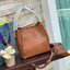 TORY BURCH McGraw Small Bucket Bag ดีไซน์ทรงตะกร้าแสนน่ารัก ดีเทลสะดุดตา รูปทรงจดจำง่าย สาว ๆ คนไหนที่เบื่อกระเป๋าถือทรงเดิม ๆ ลองมาดู Collection นี้กันดีกว่าค่ะ