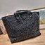 CHANEL LARGE TOTE BAG / CHANEL DEAUVILLE TOTE / CHANEL TOTE BAG กระเป๋าสะพายผ้าทวิต ทรงโท้ทใบใหญ่ ต้อนรับเทศกาลท่องเที่ยวช่วงสิ้นปีนี้ ใครมองหากระเป๋าสะพายไปเที่ยว ใบนี้น้องตอบโจทย์แน่นอน ด้วยดีไซน์โทนสีที่ใช้ได้กับทุกโอกาส และขนาดกว้างที่จุของได้แบบไร้กั