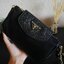 Best Seller! พร้อมส่งความแซ่บ กระเป๋าอเนกประสงค์ จากแบรนด์ PRADA มาค่า เป็น กระเป๋าผ้าไนล่อน ตามแบบฉบับของแบรนด์เลย ใบนี้มีสายยาวโซ่สลับหนัง (ปรับไม่ได้แต่ถอดสายได้คะ) **เลิศมาก สะพายเป็น shoulder bag ได้เลย **ขนาดกำลังดีคะ ตัวกระเป๋าเบามาก ใส่มือถือ7+ได้