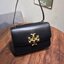 Tory Burch 75003 Eleanor Medium Convertible Shoulder Bag พร้อมส่งที่ไทย อีกรุ่นที่น่าครอบครองมากๆค่ะ กระเป๋าสะพายข้างและทบสายเป็นคล้องไหล่ได้ หนังแท้ชั้นดี ใช้ได้กับทุกๆโอกาส ห้ามพลาด ก่อนหมดนะคะ!!