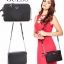 GUESS CROSSBODY/SHOULDER DEVYN BAG 2018 New arrival กระเป๋าสะพายไหล่หรือ crossbody วัสดุหนัง น้ำหนักเบา ด้านหน้างานปักหนังลายดอกไม้เพิ่มดีเทล เปิดปิด กระเป๋าด้วยซิปแบบหนัง+พร้อมลูกกุญห้อย ด้านในโล่ง และมี ช่องซิปหนึ่งช่อง พร้อมช่องใส่นามบัตร 2 ช่องค่ะ ผ้า