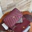 Tory Burch Kira Chevron Small Convertible Shoulder Bag เป็นกระเป๋าที่ใช้ในการออกงานสำคัญหรือวันที่มีปาร์ตี้สังสรรค์ คุณควรเลือกใช้กระเป๋าที่มีดีไซน์สะดุดตา