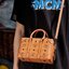 M.C.M SMALL E/W SOFT BERLIN CROSSBODY IN VISETOS ไอเท็มใหม่ในดีไซน์ทรงกระเป๋าเดินทางแบบคลาสสิค ย่อส่วนมาให้ใช้งานได้แบบสบายๆ พกพาสะดวก แมทช์ได้ทุกสไตล์ ใช้ได้แบบ unisex ใช้งานง่ายด้วยหูจับในตัว และซิปหลัก อะไหล่สีดำดูมีมิติตัดกับสีน้ำตาลคอนยัคได้เป็นอย่าง