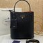 22cm Medium Prada Panier Saffiano Leather Bag / PRADA Saffiano Bucket Bag กระเป๋าสะพายทรง bucket ไซส์ใหญ่ ตอบโจทย์กับไลฟ์สไตล์คนรุ่นใหม่ที่ชอบพกพาของเยอะ ภายในโล่งกว้าง ใส่ของสำคัญได้เลย รีบจับจองกันน้า ราคาสุดคุ้มแบบนี้ ตำเลย!