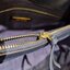 TORY BURCH FLEMING SOFT CONVERTIBLE SHOULDER BAG รุ่นหายากที่สาวๆตามหา มาพร้อมเสิร์ฟความสวยถึงบ้านไปเลยจ้า รอบนี้คัดสีสวยๆมาให้ได้ช้อปกันอย่างจุใจไปเลย กระเป๋าสะพายไหล่ หนังแท้นิ่มเต็มใบ สวยหรูดูแพง เปิด-ปิดด้วยตัวกดล็อคแน่นหนา สายสะพายในตัวปรับใช้ได้ 2 แ