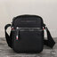ของแท้ 💯% TOMMY HILFIGER Essential Mini Reporter กระเป๋าสะพายผู้ชายทรงคลาสสิก ขนาดกำลังดีน้ำหนักเบา หนังสวยทรงดีด้านหน้าประดับโลโก้แบรนด์
