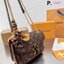LV Passy Bag Monogram Canvas กระเป๋าสะพายทรงแพซซี่สุดคลาสสิค Rare item น้องดีไซน์ออกมาน่าใช้มากๆ ภายในเป็นช่องโล่ง พร้อมช่องซิป สะดวกใช้งาน -- [รับตัวแทนกระเป๋า]