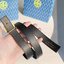 Tory burch reversible leather belt เข็มขัดที่แสนจะธรรมดา ราคาจับต้องได้ แต่คุณภาพคับเส้น เพราะไม่ว่าจะเป็นดีไซน์ที่สวยงามแบบเรียบหรูดูแพง อีกทั้งใช้งานได้ทั้งสองด้าน