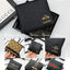 หนังแท้ GUCCI Men Short Wallet รุ่นใหม่ล่าสุด!! หนังสวยเริด ดีงามมากค่าาา กระเป๋าสตางค์ใบสั้น ดีไซน์ใหม่ สวยดูหรู ถือใช้กำลังเหมาะมือ ใส่บัตรได้เยอะ ใส่ธนบัตรได้ทุกชนิด มาครบ set พร้อมส่ง!! เป็นไอเท็มที่หนุ่มๆต้องมีจริงๆจ้า 😎😎