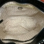 GUESS WOMEN LARGE TOTE BAG กระเป๋าถือ//สะพายไหล่ ทรง Tote ตัวกระเป๋าลายแบรนด์ทั้งใบ ผสมหนังซาฟเฟียโน่ตรงขอบล่างกระเป๋าค่ะ ด้านหน้าห้อยอะไหล่แบรนด์มาให้ เปิดปิดกระเป๋าแบบซิป ภายในโล่ง กว้าง ใส่ของได้จุค่ะ มีช่องซิปและช่องเล็กใส่ของจุกจิกนะค่ะ หูหิ้วสามารถป