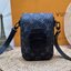 LV S-Lock Vertical wearable wallet / LV Phone bag Monogram Macassar coated canvas and black cowhide leather เกรดออริจินอล ใช้ได้ทั้งผู้หญิงผู้ชาย พร้อมส่งที่ไทย ภาพสินค้าถ่ายจากงานขายจริง ใช้งานต่างประเทศได้