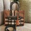 Burberry Mini Freya Tote in Dark Birch Brown / BURBERRY MINI FREYA TOTE BAG กระเป๋าถือ กระเป๋าสะพายครอสบอดี้ วัสดุหนังพิมลาย MONOGRAM โทนเข้ม