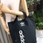 ADIDAS 2WAY MINI BACKPACK กระเป๋าเป้หรือสะพาย2Wayสไตล์ Sport ขนาดมินิ น้ำหนักเบา ด้านหน้ามีโล้โก้และช่องซิป เปิดปิดด้วยซิปสะดวกใช้ ภายในมีช่องใส่ของ หูจับถนัดมือ สายสะพายเลื่อนปรับได้ สามารถถือหรือสะพายเป็นเป้ได้ ใช้ได้ทั้งชายหญิง ไอเท็มใหม่ราคาสุดคุ้ม! ห