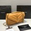 ORI | หนังแท้ 30cm YSL loulou medium in matelassé กระเป๋าสะพายทรงสวยคลาสสิค มาพร้อมใบเล็กใส่การ์ด งานหนังแท้สมผัสนุ่มมือตะเข็บเย็บลายเชฟรอนสวยเป็นเอกลัษณ์ ด้วยดีไซน์เรียบหรู ใช้ได้บ่อยไม่มีเบื่อ
