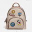 COACH 3892 DISNEY MICKEY MOUSE x COACH SIGNATURE SMALL BACKPACK เป้รุ่นลิมิเต็ดสุดหายาก!! คิ้วท์ๆ น่ารักน่าใช้มากๆ ด้วยดีไซน์ที่โดดเด่น 🎒💓 วัสดุหนังแคนวาสคุณภาพดี มีช่องซิปแยกให้หลายช่อง สายสะพายปรับได้ตามถนัด รุ่นนี้ขับผิวดีมากๆ ถ่ายรูปได