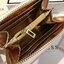 GUESS Women’s Small Wallet กระเป๋าสตางค์แบบสั้น อะไหล่ทอง ขนาดกะทัดรัดพกพาสะดวก ช่องใส่บัตรได้ถึง 6 ช่อง