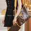 LV CARRYALL Monogram Canvas 12" / LV Shopping Bag รุ่นใหม่ล่าสุด กระเป๋าสะพายทรงหรูหรามีสไตล์ สวยปังมั้ยไหว ใบจริงสวยมากกกก ได้สวยก่อนใคร วัสดุหนังแคนวาสเคลือบลาย สวย คลาสสิค ภายในเป็นช่องโล่ง จุของได้เยอะ สาวๆใช้ใบนี้ สะพายไปไหนก็เข้ากัน ถ่ายรูปสวยๆ