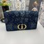 หนังแท้ Large Dior Caro Bag Blue Dior Flowers Cannage Denim กระเป๋าสะพายทรงกล่องเปิดหน้า งานหนังแท้และเดนิมแจ็กการ์ดอย่างดี แต่งอะไหล่CD ด้านหน้า มาพร้อมสายสะพายหนังสลับโซ่อะไหล่ทองหรูหรา สามารถปรับระดับได้ ถอดออกได้ ภายในโล่งกว้างจุของได้เยอะ ภาพสินค้าถ่