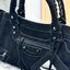 ORI หนังแท้ | Balenciaga Le City suede bag 30cm กระเป๋าถือ/สะพายข้างดีไซน์โดดเด่นสวยเท่ล้ำสมัย ใหม่ล่าสุดงานหนังกลับที่สุดแห่งความไอคอนิกไม่เหมือนใคร มีกิมมิคและลูกเล่นแพรวพราว