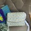 Tory Burch Robinson Printed Convertible Shoulder Bag กระเป๋าสุดคลาสสิค Collection นี้เหมาะกับสาว ๆ วัยรุ่นเป็นพิเศษ ด้วยโทนสีสดใสที่ทางแบรนด์ได้ดีไซน์ออกมาอย่างพิถีพิถัน สามารถตอบโจทย์สาว ๆ ที่มีคาแรคเตอร์หวาน สดใส และร่าเริงได้อย่างแท้จริงอีกทั้งลายโซ่ยั