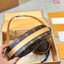 LV Croissant MM bag 25cm กระเป๋าสะพายดีไซส์เก๋เท่ห์มีสไตส์ ลายโมโนแกรม มาพร้อมใบลูกดีไซส์เข้ากัน สวยงาม สวยหรู ขนาดกำลังดี ใบจริงสวยมาก แนะนำเลยค่ะ