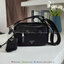 Prada วัสดุทำจาก หนังสลับNylon สามารถกันน้ำได้ ตัวกระเป๋าอยู่ทรงสวย ขนาดกำลังพอดี ไม่เล็กไม่ใหญ่ไป แถมมากับกระเป๋าห้อยใบเล็กคุ้มสุดๆ #อะไหล่เงินทั้งใบ ด้านหลังมีช่องใส่ของ เปิดปิดด้วยซิป ภายใน มีโลโก้แบรนด์ และช่องใส่ของแยก บุผ้าลายแบรนด์ สามารถใส่ มือถือ