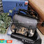 CHRISTIAN DIOR MESSENGER BAG GIFT WITH PURCHASE (GWP) พรีเมี่ยมกิ้ฟรุ่น Limited จาก DIOR DUTYFREE COUNTER ดีไซน์ทรงสี่เหลี่ยมขึ้นลาย Dior สวยหรูดูดีโดดเด่นเป็นเอกลักษณ์ เปิดปิดด้วยฝาปิดกระดุมแม่เหล็ก ภายในโล่งมีโลโก้และช่องซิปใส่มือถือ กระเป๋าสตางค์ยาว ขอ