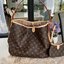 VIP 🥂 Louis Vuitton Monogram Delight Canvas กระเป๋าสะพายข้างทรงสูงใบใหญ่หนังแกะสังเคราะห์ หูหิ้วปั้มโลโก้ ด้านในมี1ช่องซิป 1ช่องใส่ของจุกจิ๊ก มาพร้อมกระเป๋าเล็กน่ารักใส่ตังค์ คุ้มสุดๆ อะไหล่ทองหรูหรา มีสายยาว ถอดสายได้ ปรับระดับได้ จุของได้เยอะ หร