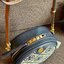 TORY BURCH T MONOGRAM JACQUARD CIRCLE BAG ((Large size)) พร้อมส่งที่ไทย สวยก่อนใครที่นี่! กระเป๋าจาก Tory burch รุ่นนี้มาในสไตล์ทรงวงกลม สุดคลาสสิค ดูคล่องตัวมากขึ้น วัสดุJacquardทอลายแบรนด์+ขอบหนังแท้ ได้ลงตัวสวยงามอยู่เหมือนเดิมค่ะ