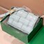BOTTEGA VENETA PADDED CASSETTE BAG สร้างสรรค์ให้ไอเท็มนี้ดูหรู ดูแพง ใบจริงสวยมาก ใช้ได้ทั้งชายหญิง มาจำนวนจำกัด รีบตำกันน้า ไม่อยากให้พลาดเลยจ้า