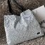 ORI 🥂 Baobao Issey Miyake Cart geometric tote bag / Miyake Cart Tote Bag รูปทรงที่สร้างขึ้นโดยบังเอิญ' เสื้อผ้าที่มีโครงสร้างและได้รับการออกแบบทางวิศวกรรมอันเป็นเอกลักษณ์ของแบรนด์ ส่งต่อไปยังเครื่องประดับที่น่าประทับใจและไร้กาลเวลาเหล่านี้ กร