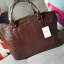 Mango touch croc tote bag กระเป๋าสะพายสุดคลาสิค ทรงสุดหรู New Collection ยี่ห้อ MANGO TOUCH แท้ รุ่น Croc Tote Bag วัสดุหนังลายปั๊ม หนังจระเข้ ตั้งอยู่ทรงสวย อะไหล่ทองทั้งใบออกแบบหนังแบนเวลาวาง แต่งให้หรู ด้วยอะไหล่ทอง ทั้งใบ มาพร้อมสายสะพายยาวปรับได้ค่ะ 