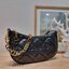 Dior Black Supple Macrocannage / CD LOUNGE BAG กระเป๋าสะพายทรงพอช สวยหรู ดีไซน์เรียบ แต่ดูแพง