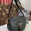 Dior Bobby Bag (GWP) พรีเมี่ยมกิ้ฟ Limited Edition วัสดุหนังแท้ Calfskin อะไหล่ทอง กระเป๋าหรูยอดฮิต ดีไซน์เป็นทรงโค้งเรียบหรูแบบโบฮีเมียนนิดๆ ด้านหน้าประดัลโลโก้ CD เด่นชัด ตอกย้ำความเป็นแบรนด์หรู Christian Dior แมทกับชุดได้ง่าย ใช้ได้ทุกวัน ทั้งสะพายไหล่