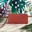 CHARLES & KEITH CLASSIC ZIP AROUND WALLET กระเป๋าเงินใบยาวซิปรอบ มีสายคล้องมีสีเข้ากระเป๋า 1 เส้น ใช้งานง่ายมากๆ คล้องมือก็เก๋ ด้านหน้าปั๊มโลโก้แบรนด์ เปิดปิดด้วยซิปรอบ ที่สายคล้องมือแต่งหมุดสีสวยเด่น ถอดสายได้ จุบัตรได้ 12 ใบ มีช่องซิปใส่เหรียญและช่องใส่