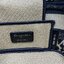 18cm Small DiorTravel Vanity Case กระเป๋าใส่เครื่องสำอาง มาพร้อมกับลวดลาย Oblique ปักอย่างประณีตและประดับด้วยสัญลักษณ์ Christian Dior Paris มาพร้อมสายสะพายและหูจับในตัว ปรับเปลี่ยนใช้งานได้ตามสไตล์