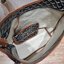 GOYARD BOHEME HOBO BAG / GOYARD HOBO กระเป๋าสะพายทรงโฮโบ ใบใหญ่จุใจ!! มาครบสีขายดี เลิศทุกสี รูปทรงคลาสสิค ดีไซน์เป็นเอกลักษณ์ วัสดุหนังแคนวาสพิมพ์ลายสวยคม ปากกระเป๋ามีซิปเปิด-ปิดกันของหล่นได้ ภายในโล่งกว้างมาก มาพร้อมสายคล้องในตัว ทนทาน สะพายสวยๆได้ทุกวั