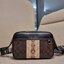 COACH GRAHAM CROSSBODY IN BLOCKED SIGNATURE CANVAS WITH VARSITY STRIPE C9965 อีกหนึ่งกระเป๋าครอสบอดี้รุ่นยอดฮิตสำหรับหนุ่มๆ ที่สาวๆก็ใช้ได้!! ดีไซน์ใหม่เพิ่มดีเทลความแพงไปอีก รูปทรงคลาสสิค ใช้งานสะดวก ง่ายต่อชีวิต วัสดุหนังแคนวาสเคลือบลายสลับหนังแท้ ด้านห