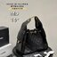 CHANEL 25 Medium Handbag กระเป๋าสะพายทรงโฮโบใบใหญ่ คอลใหม่ล่าสุด ต้อนรับฤดูกาล SPRING-SUMMER 2025 รูปทรงใช้งานได้จริง จุของได้ ถือเก๋ๆ เอวี่เดย์ลุค บอกเลยว่าดีไซน์เก๋มาก