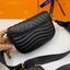 VIP GIFT 】LOUIS VUITTON NEW WAVE MULTI-POCHETTE (4colors)